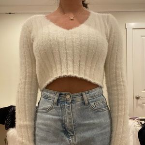 White soft urban sweater